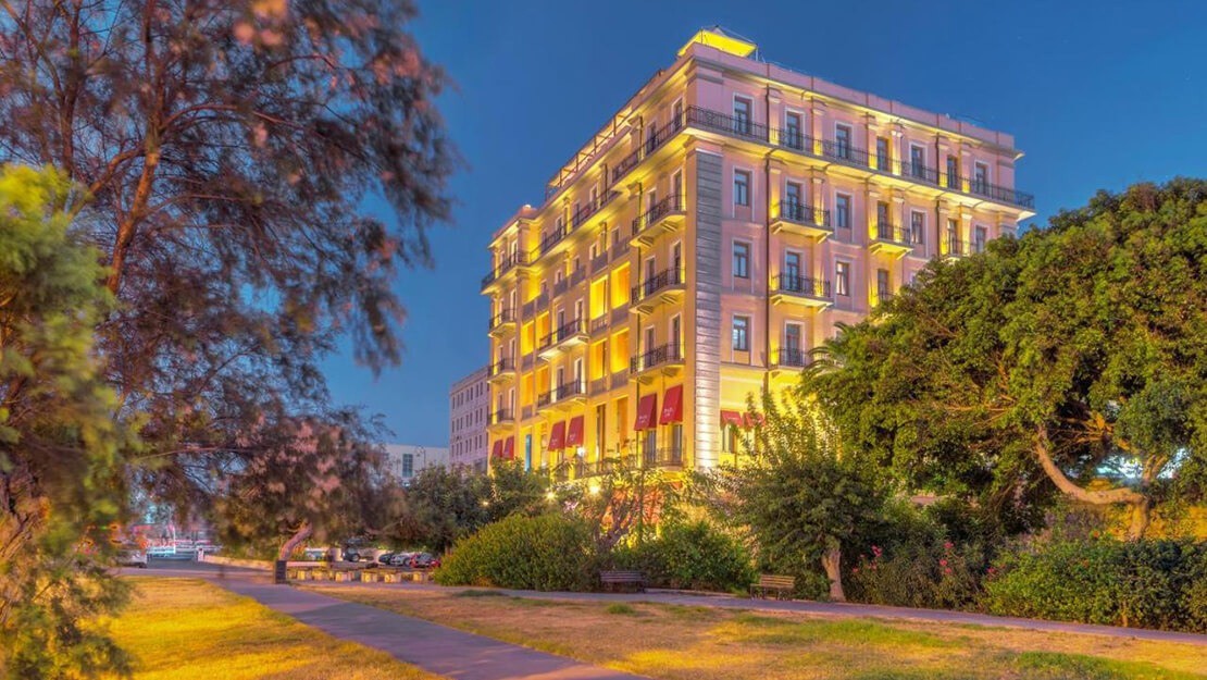 Η κοπή πίτας της Autotrak στο GDM Megaron Hotel